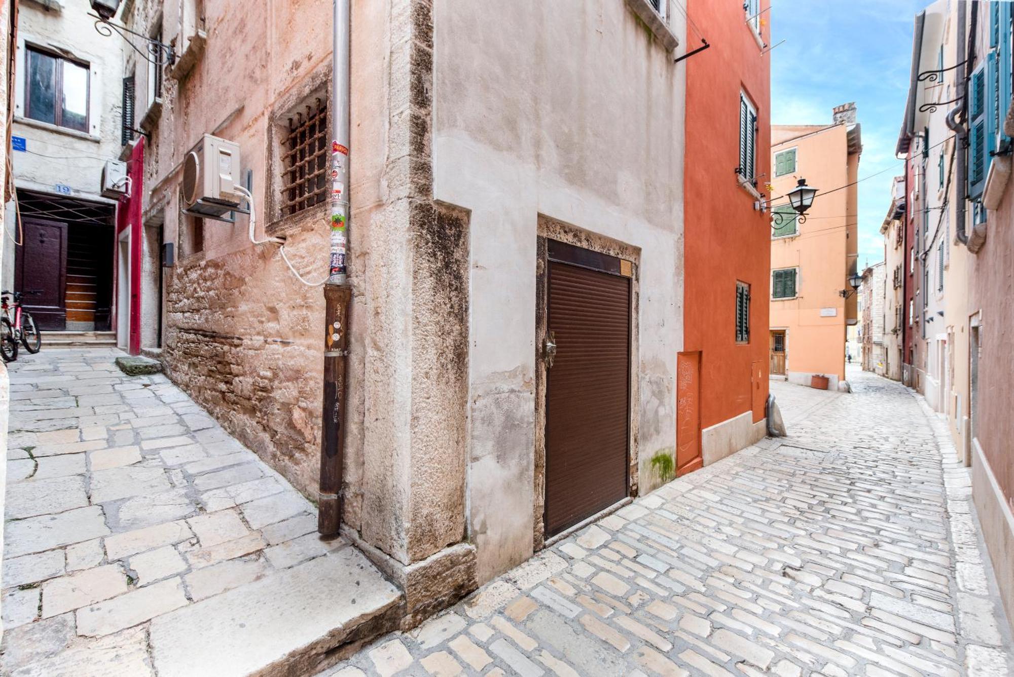 Apartment Leo Rovinj Exterior foto