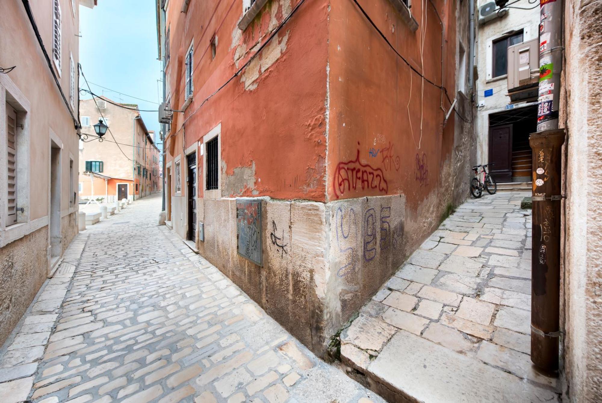 Apartment Leo Rovinj Exterior foto